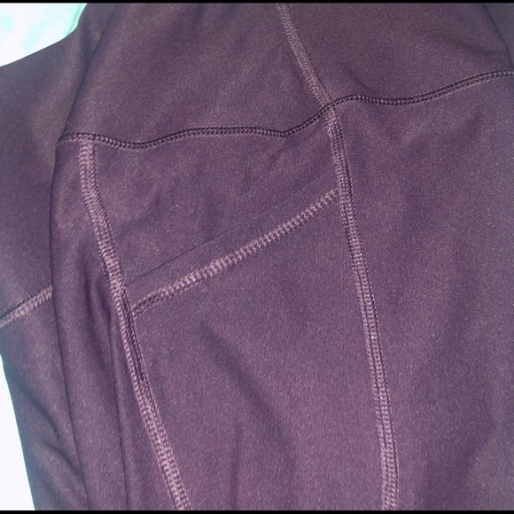 Purple athletic leggings - Picture 2 of 3